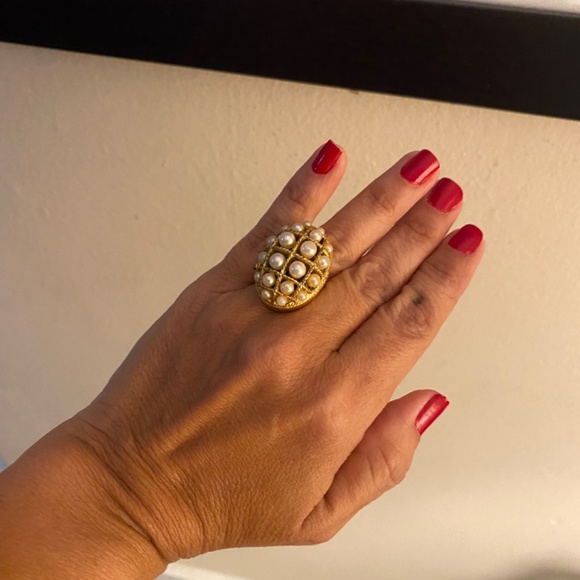 Vintage Avon ring - Picture 2 of 4